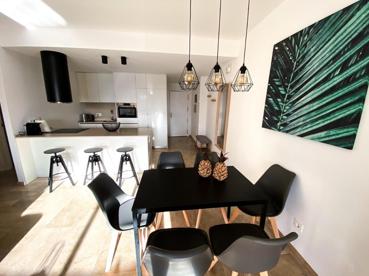 Castillo de Sabinillas Beautiful New Apartment With Sea View מראה חיצוני תמונה