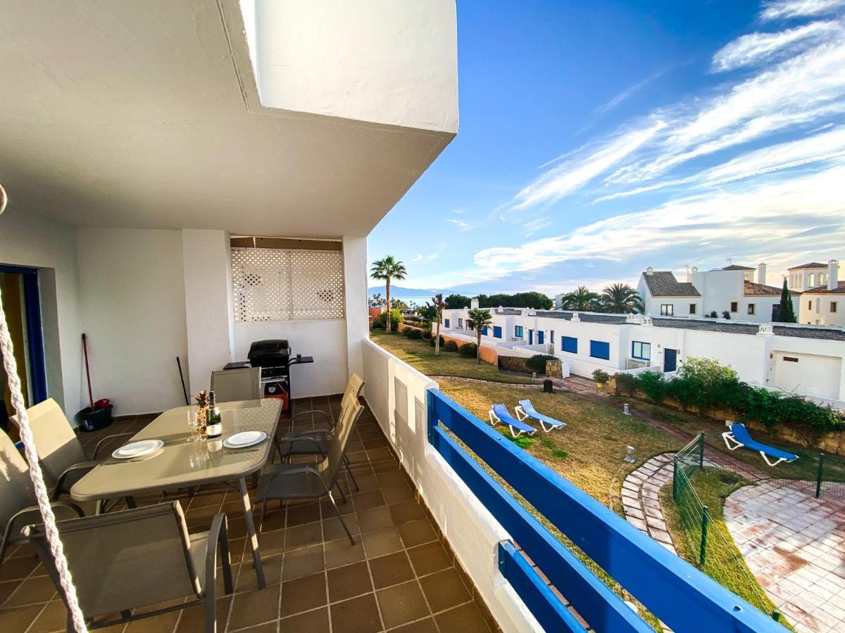 Castillo de Sabinillas Beautiful New Apartment With Sea View מראה חיצוני תמונה