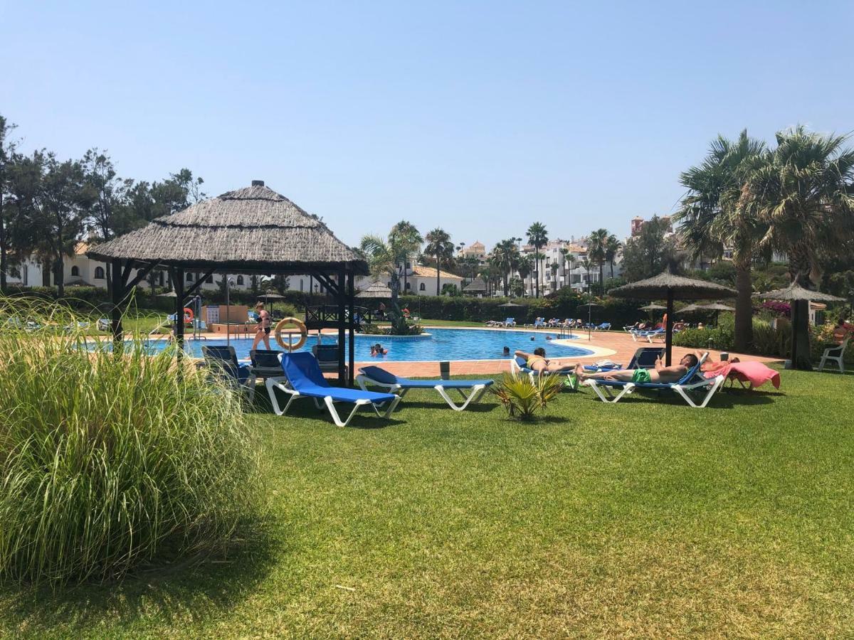 Castillo de Sabinillas Beautiful New Apartment With Sea View מראה חיצוני תמונה